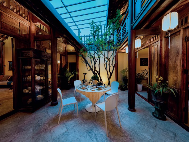 Về lại phố xưa