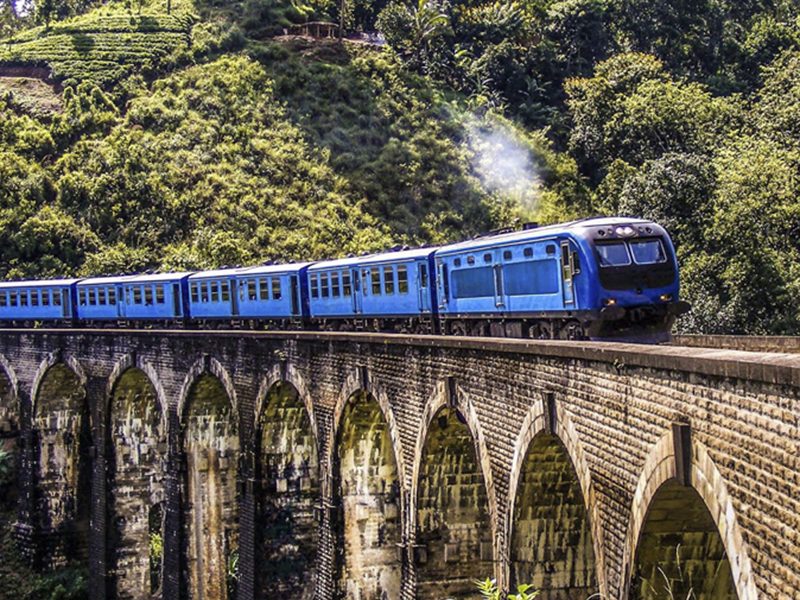 Trải nghiệm mới mẻ với những chuyến du lịch bằng tàu hoả tuyệt đẹp khắp thế giới