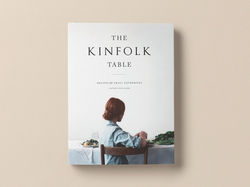 Cuộc sống màu hồng qua những trang sách