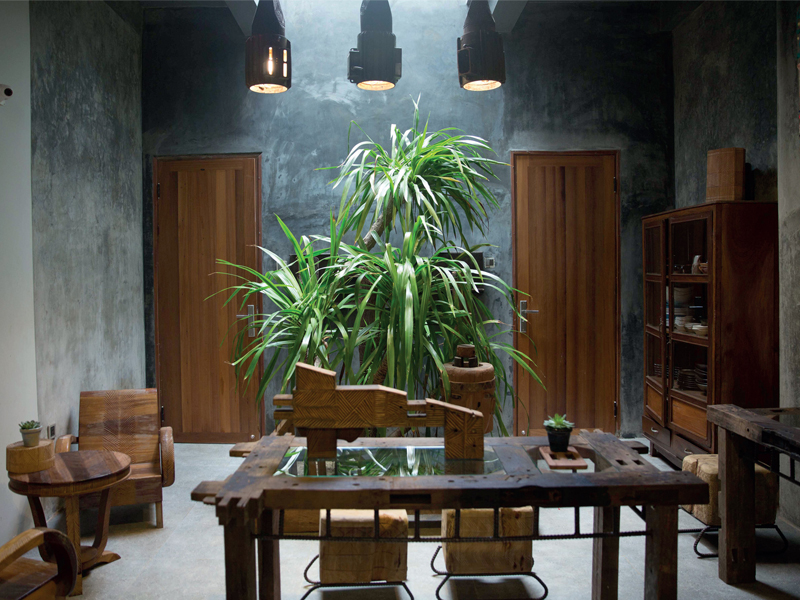 AVANA-Điểm kết nối Đông - Tây của thời trang và nghệ thuật truyền thống