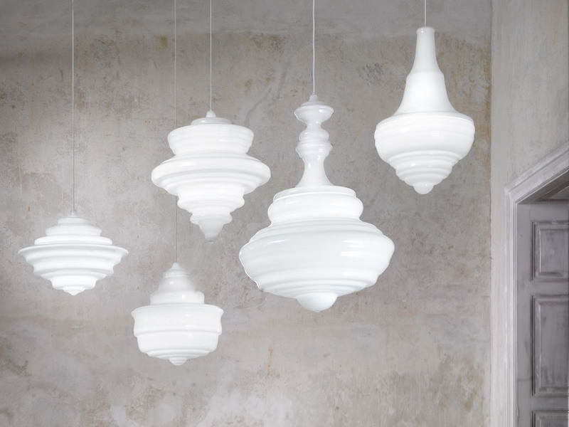 Đèn chùm pha lê tối giản từ Lasvit