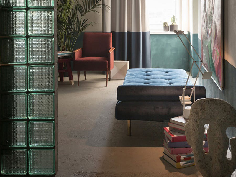 Gạch kính - Sự trở lại của những năm 80 | Từ điển ELLE Decoration