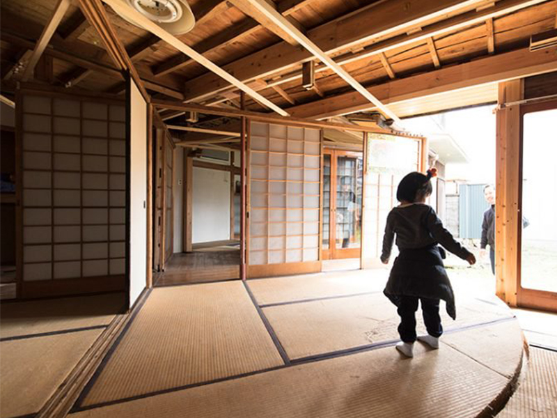 Ngôi nhà Nhật độc đáo và những không gian xoay vòng