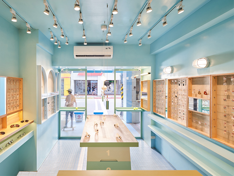 Cửa hàng VANCANZA - 33 mét vuông tràn ngập sắc màu