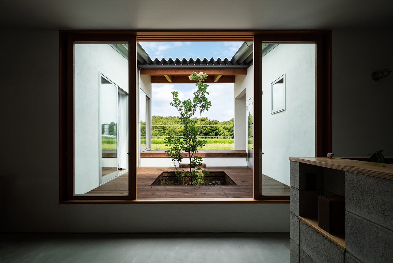 nhà chữ u Mita-House-Horibe-Associates-elledecoration vn.10