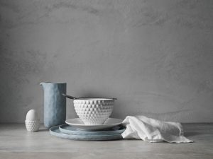 đồ gốm by-sam-baron-and-yatzer-for-mateus-new-design-elledecoration vn 10