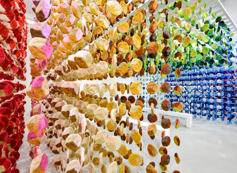 Emmanuelle Moureaux uniqlo 1