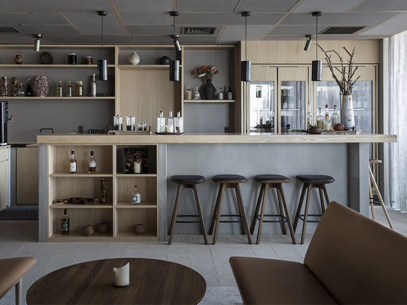 Nhà hàng Inua - Điểm nhấn thiên nhiên giữa gam xám trầm tĩnh