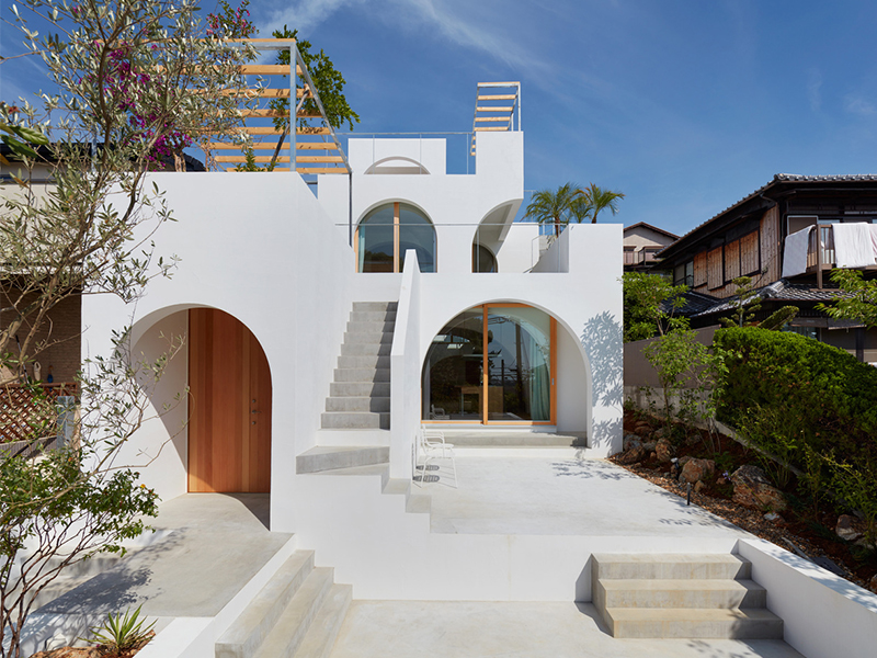 Giản đơn tinh thần Nhật Bản dưới vỏ bọc Địa Trung Hải