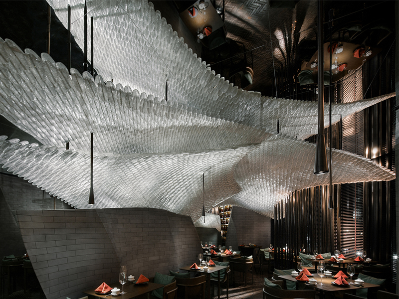 Song's Chinese Cuisine - Ảo mộng đương đại