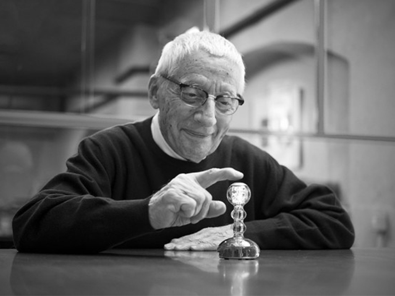 NTK Alessandro Mendini qua đời ở tuổi 87