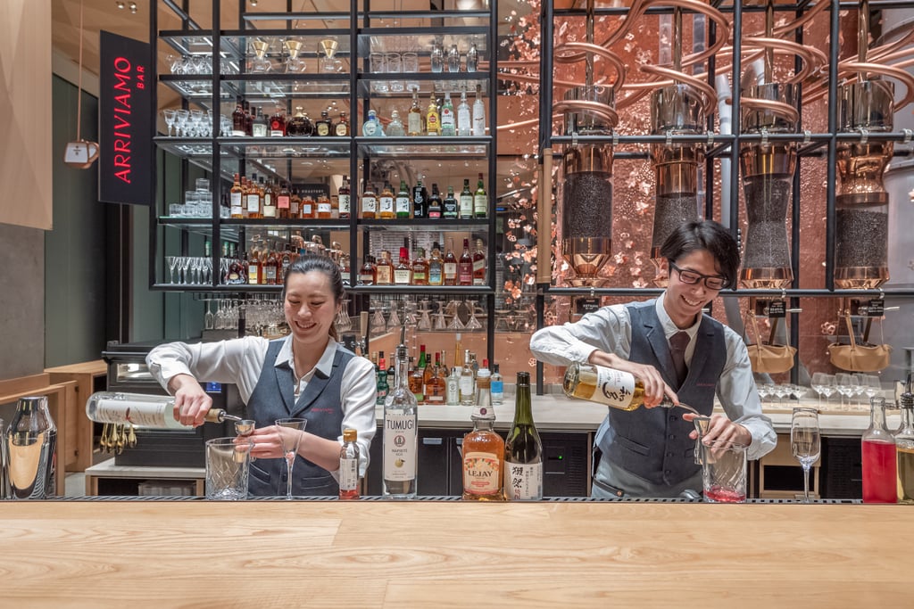 starbucks reserve roastery tokyo elledecoration vn