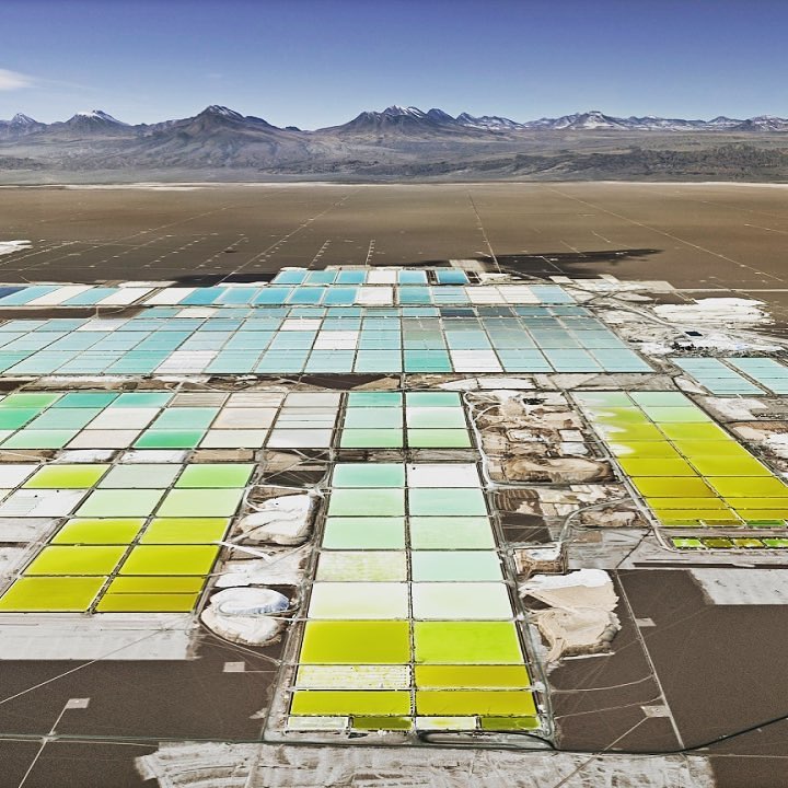 Edward Burtynsky 7