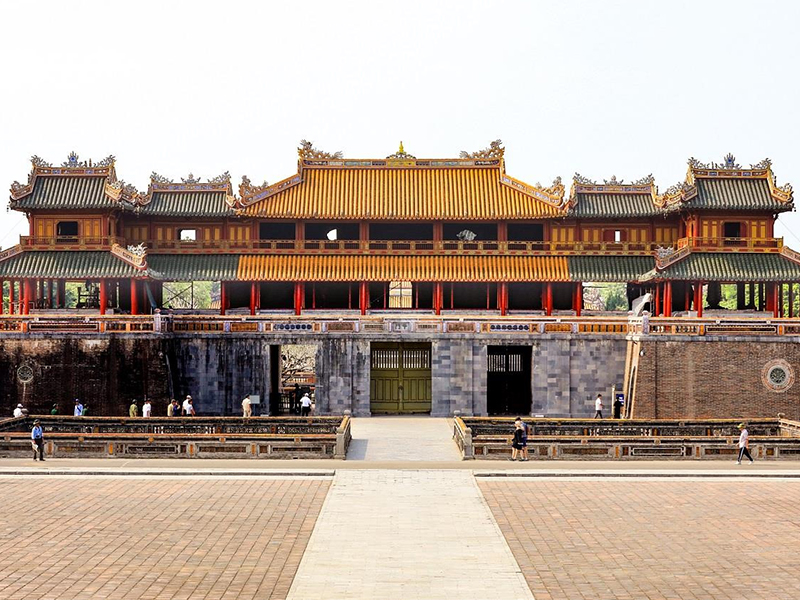 Ngọ Môn nay mặc áo mới