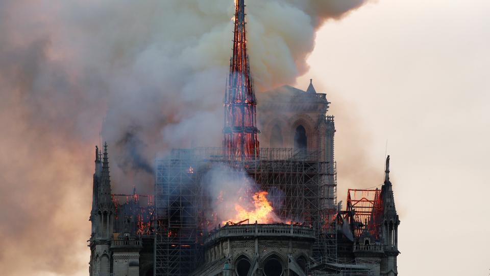 nhà thờ Notre-Dame 4