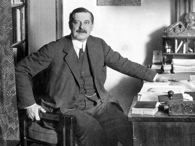 KTS Peter Behrens - Nguồn cảm hứng cho thế hệ sau