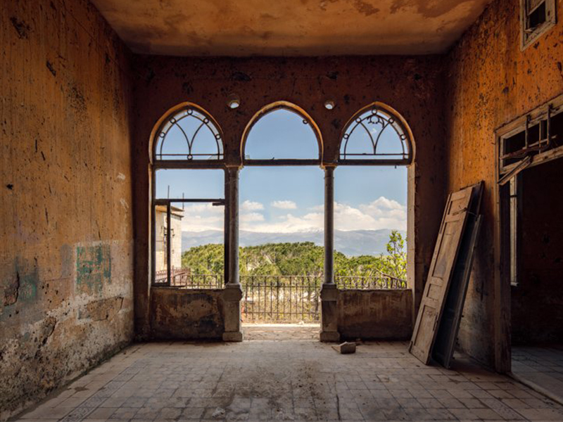 Lebanon: A Paradise Lost - Vẻ đẹp tàn tích
