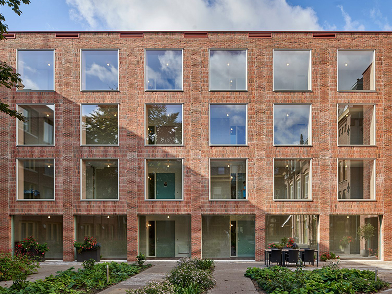 Viện dưỡng lão mở rộng từ tu viện cũ