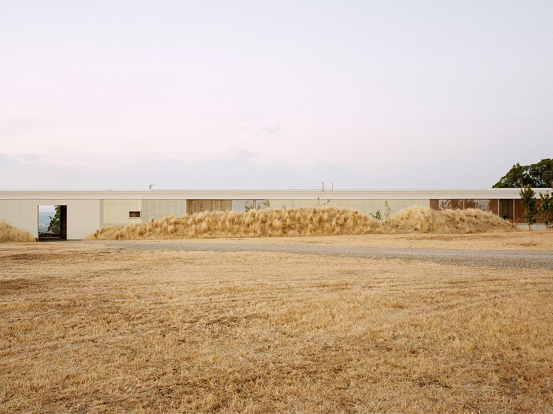 Longhouse - Nhà dài gói trọn vùng quê yên bình