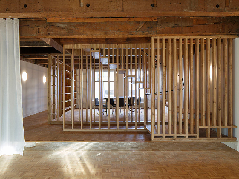 Viện nghiên cứu ven kênh đào