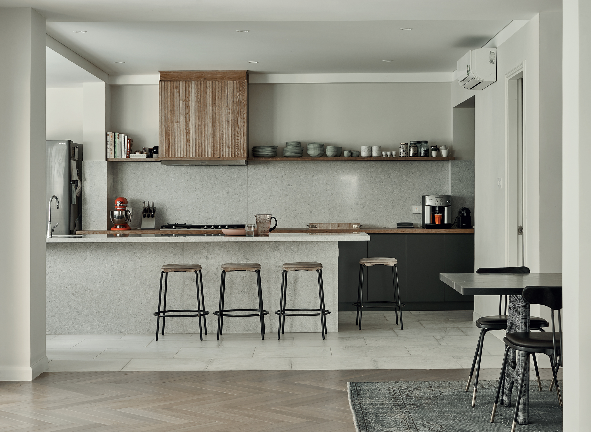 House 4