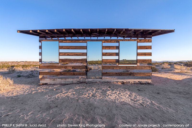 Nhà gương Lucid Stead 4