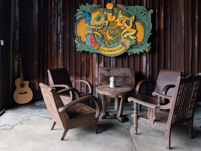 Họa sĩ Nguyễn Quốc Dân - Làm nghệ thuật từ những thứ bỏ đi