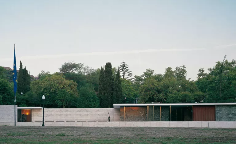 Barcelona Pavilion modernism