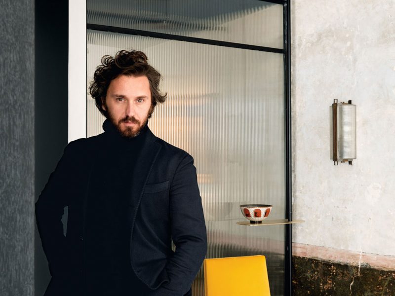 Nhà thiết kế Giuliano Andrea Dell'Uva: Sự kết nối với nơi chốn, người và vật