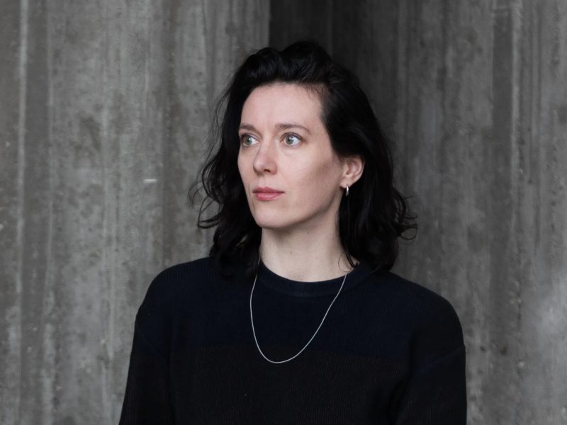 Nhà thiết kế Linde Freya Tangelder: Khi chất liệu truyền cảm hứng cho nhau