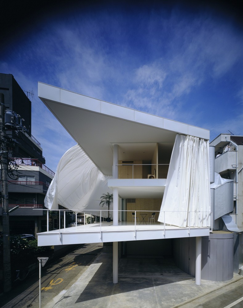 Curtain Wall House Hiroyuki Hirai kien truc nha o