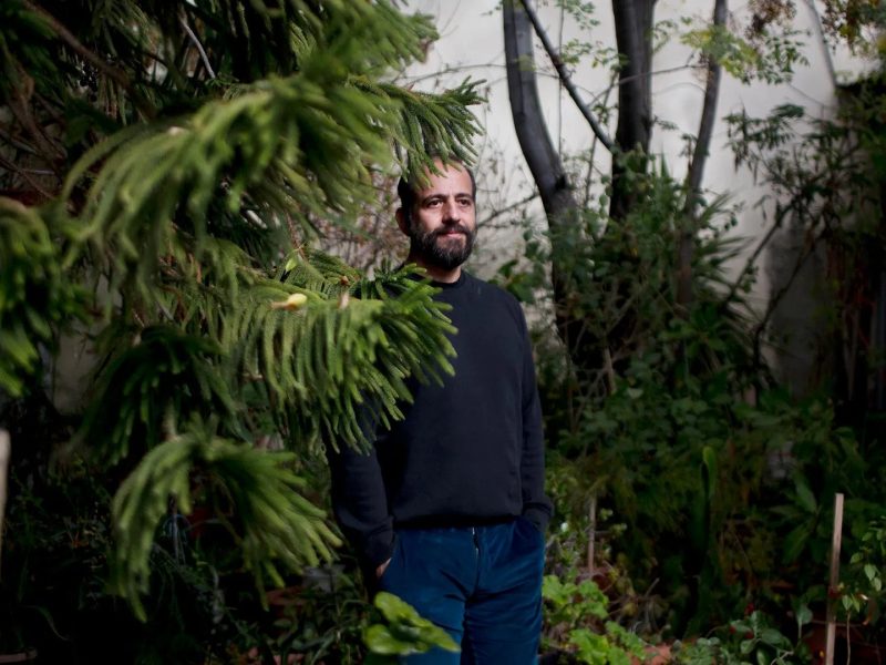 Nhà thiết kế Michael Anastassiades và hấp lực từ ánh sáng