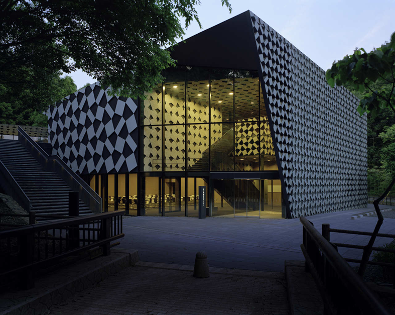 kengo kuma cong trinh vat lieu hien dai