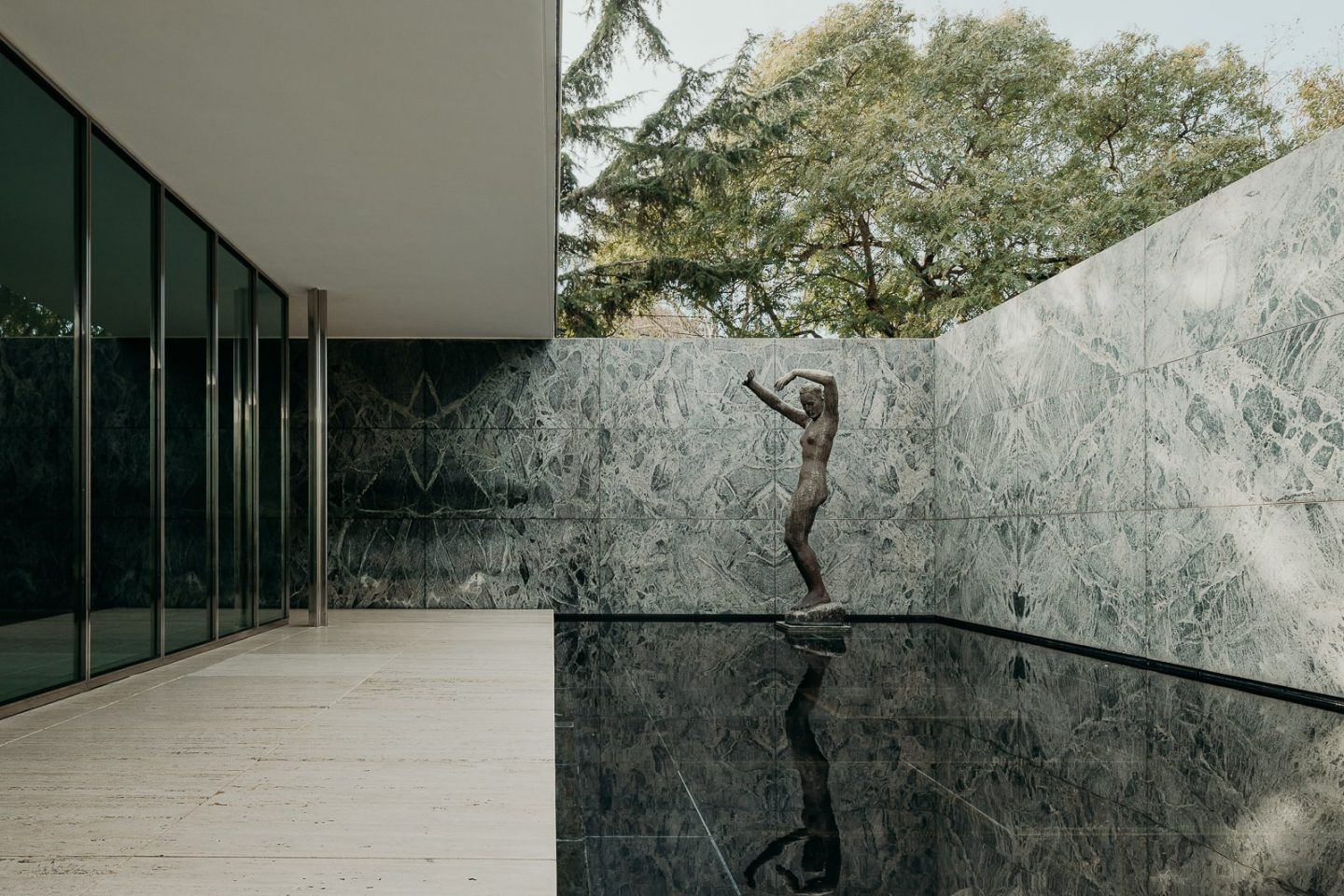 cong trinh kien truc hien dai barcelona pavilion