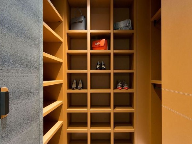 Muôn vẻ tủ giày cho người yêu thời trang