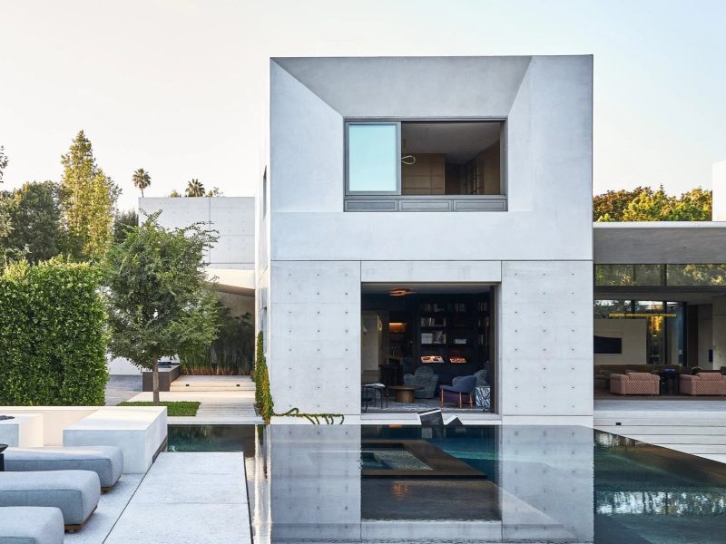 Biệt thự California: Tàn tích đương đại