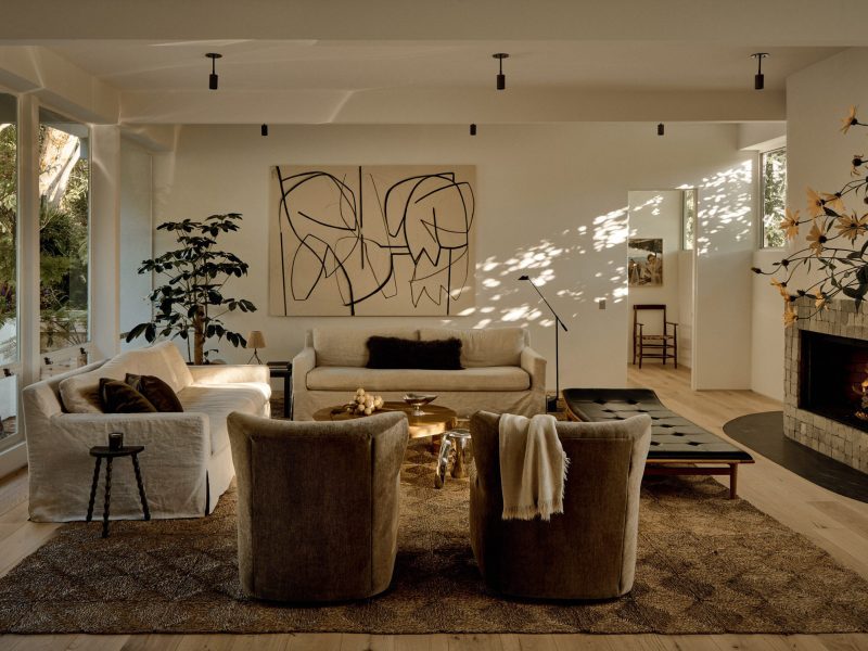 Biệt thự 12221 Benmore: Bức tranh thiên nhiên trong không gian Mid-Century