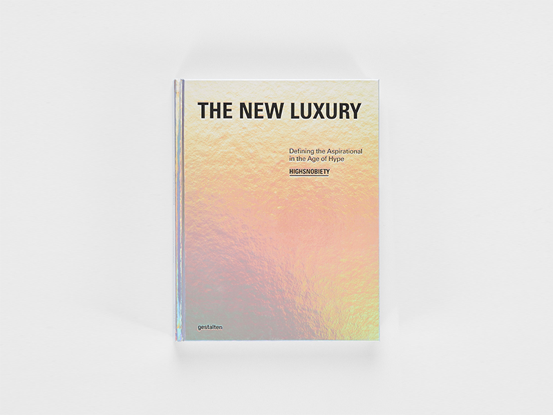 Những tựa sách hay về thời trang, nước hoa và sản phẩm xa xỉ