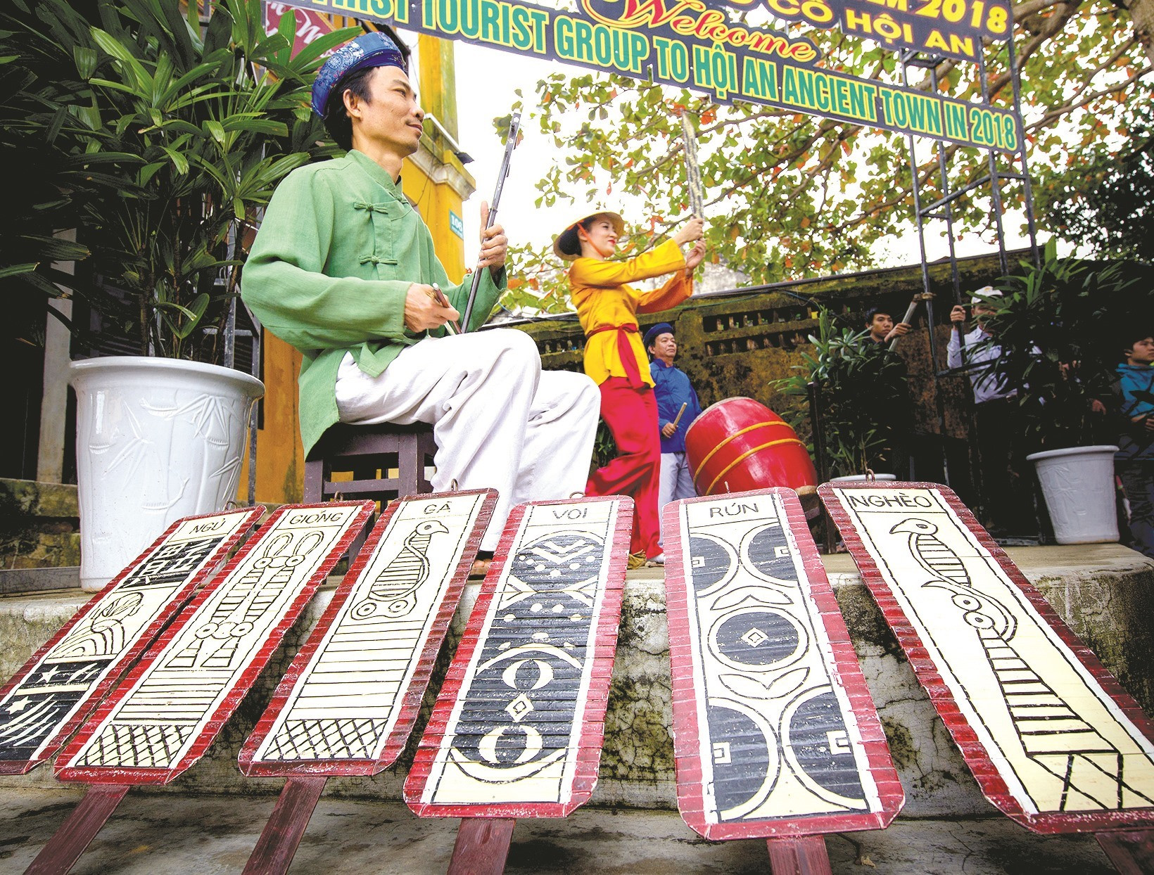 bai choi van hoa di san ngay tet le hoi