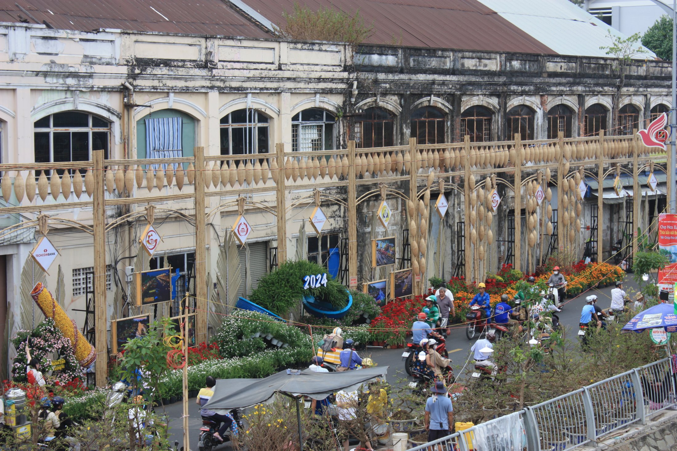 tet shophouse cho mien nam binh duong