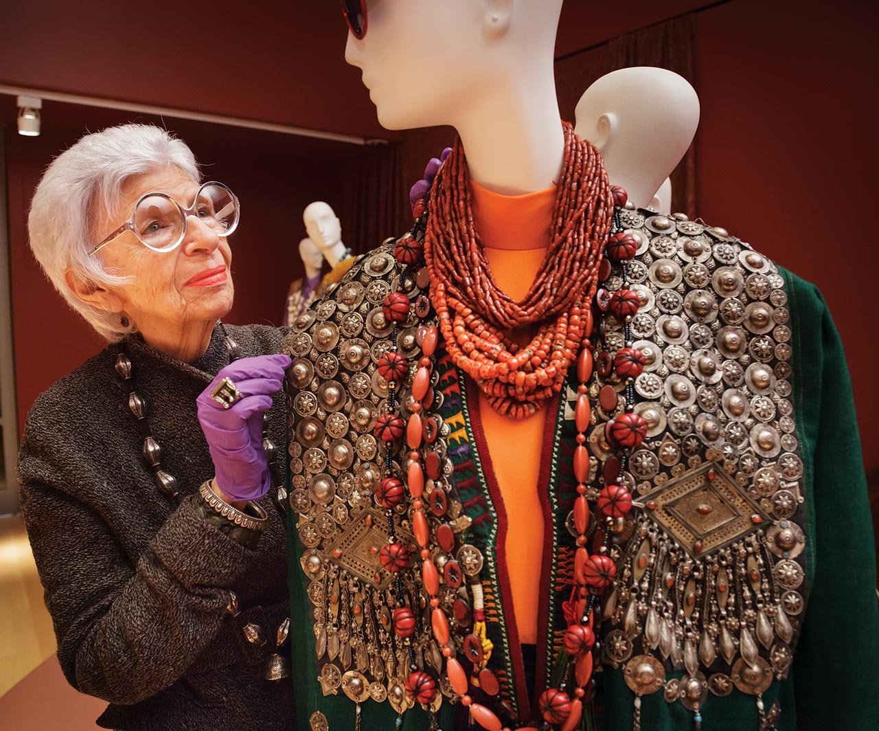 iris apfel bao tang trien lam met thoi trang