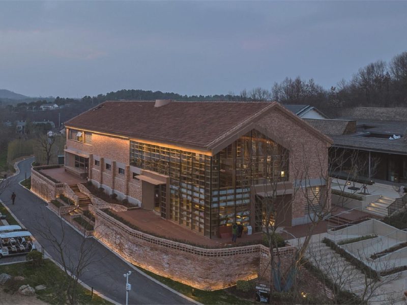 Sanlian Thượng Hải: Hiệu sách cải tạo từ cối xay ngũ cốc