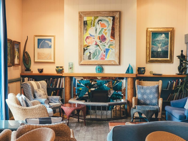 Chọn tranh cho nhà đẹp