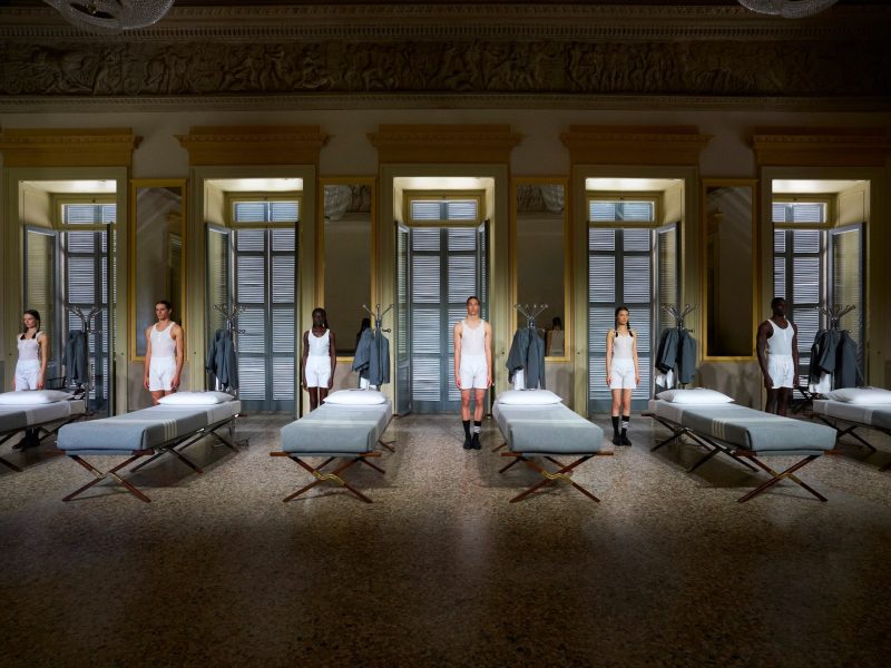 Milan Design Week 2024: Chìm vào giấc ngủ Thom Browne