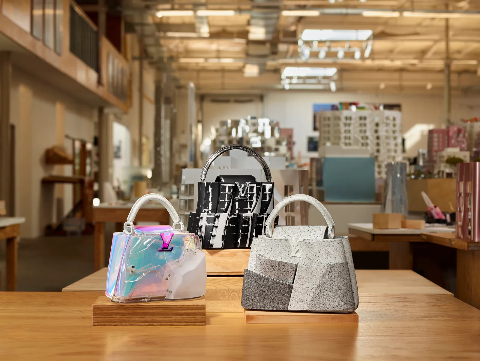 thiet ke cua kien truc su Frank Gehry cho Louis Vuitton