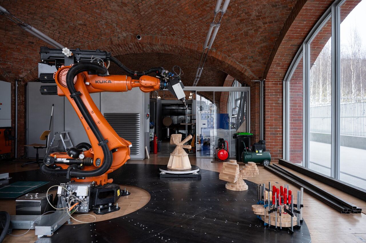 quy trinh san xuat hien dai robot KUKA