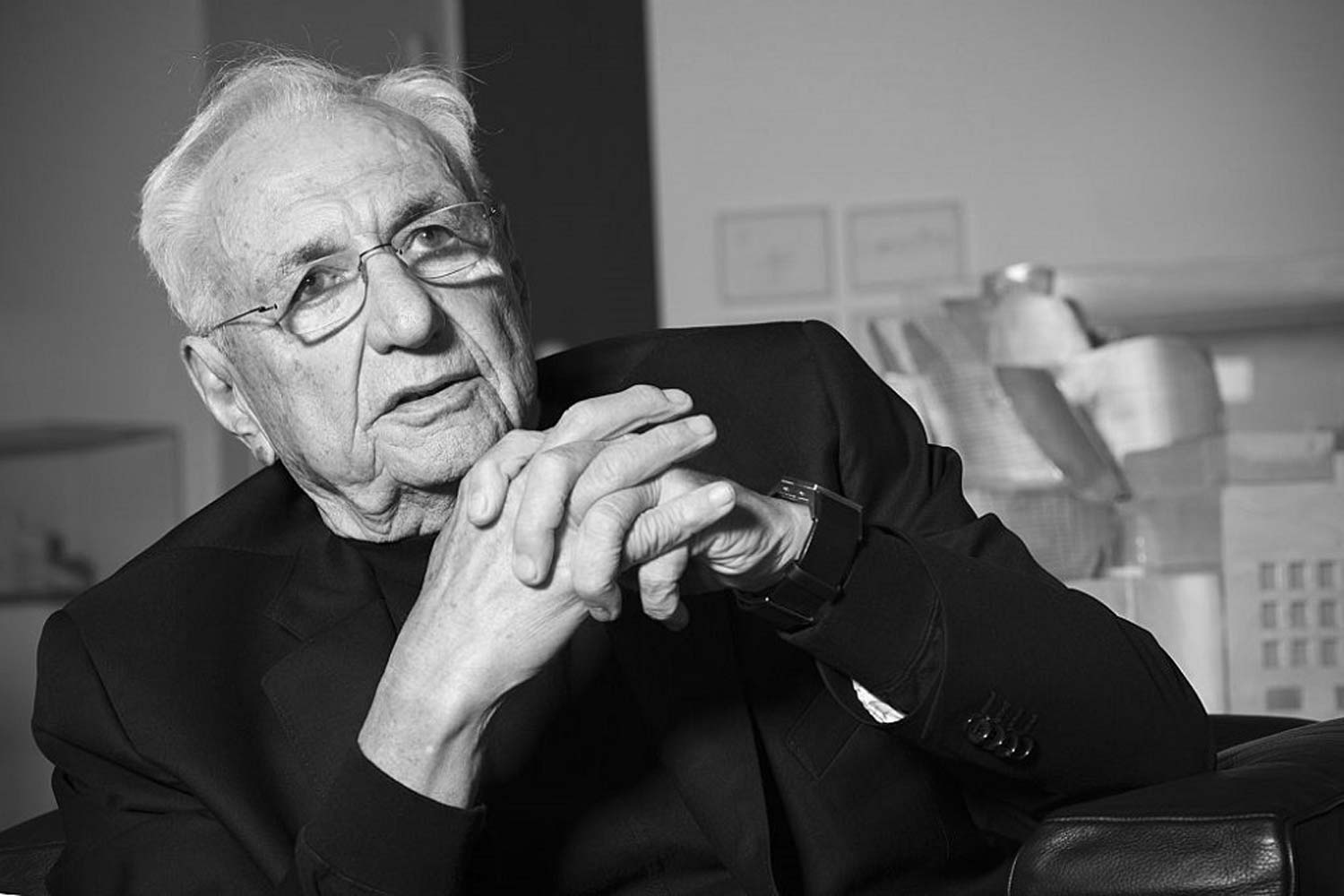 chan dung kien truc su Frank Gehry