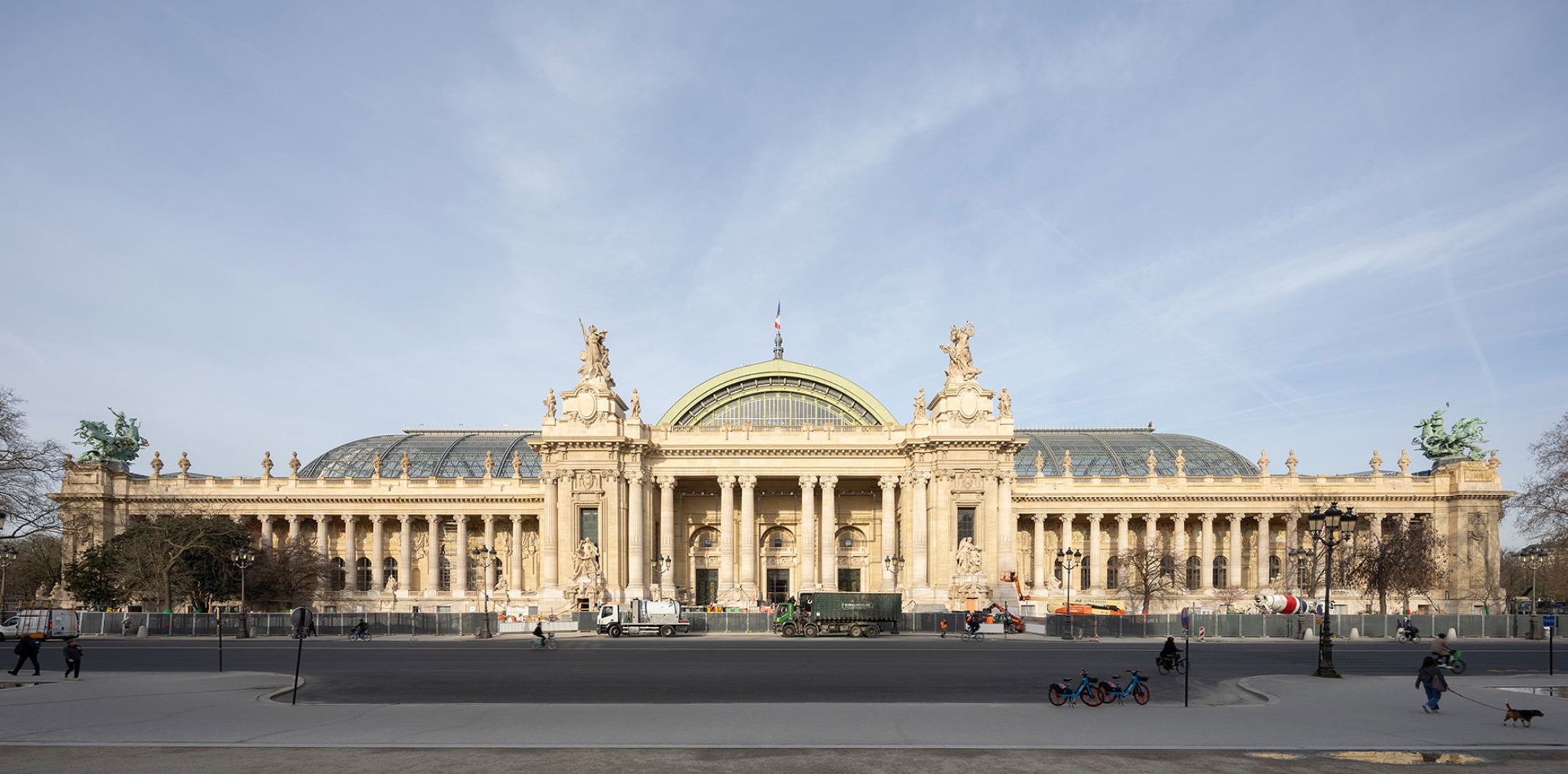 Grand Palais bao tang kien truc phap