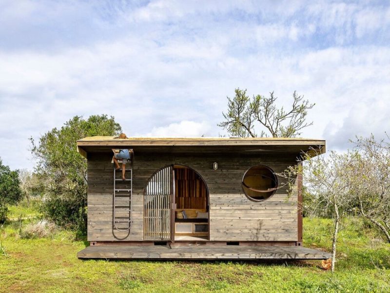 Nhà gỗ Cargo cải tạo từ container cũ