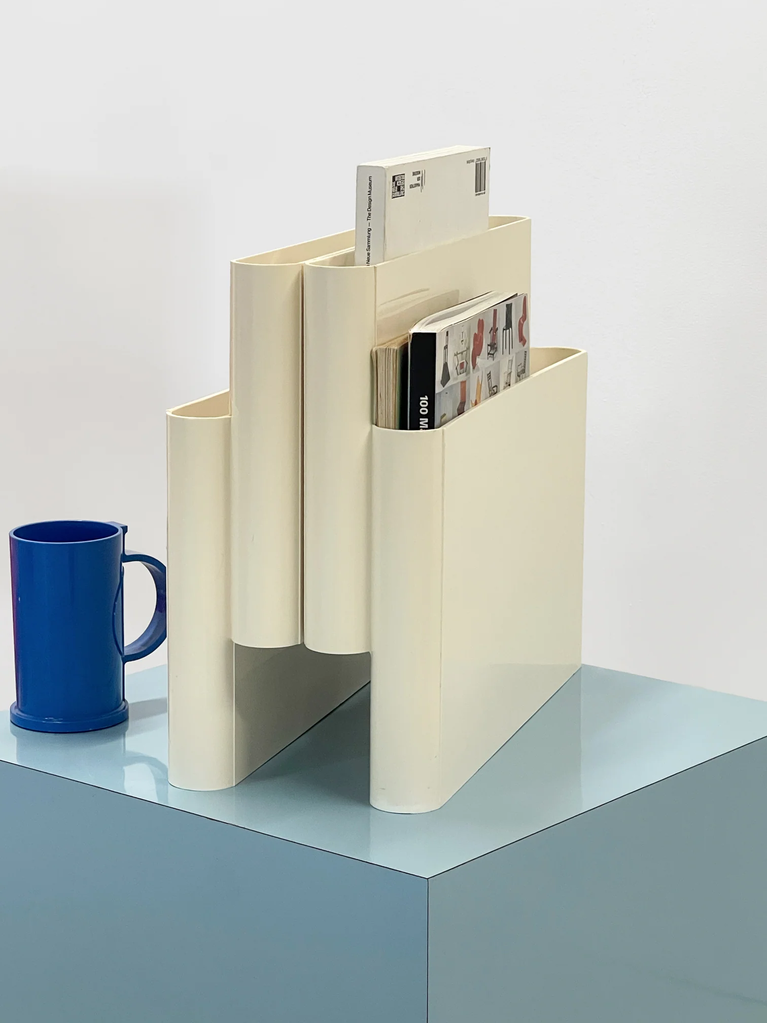 magazine holder Kartel Giotto Stoppino